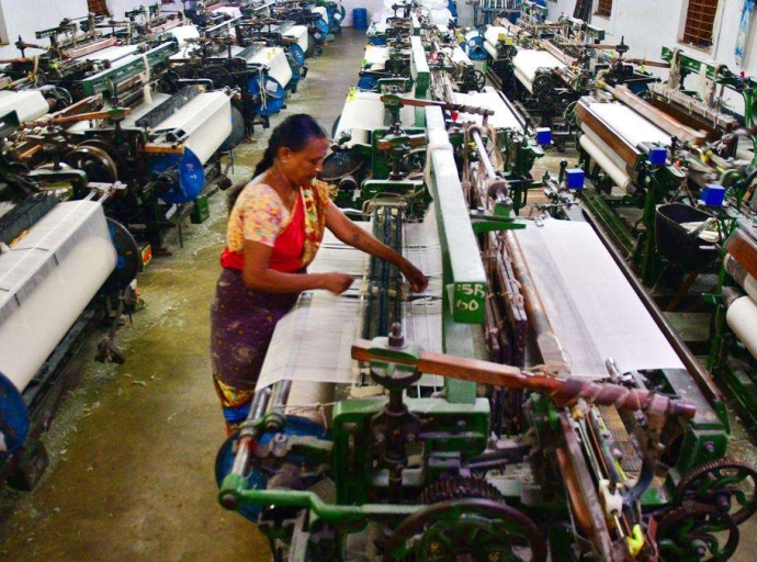 Crisis Grips Indian Textile Industry: Echoes of the Past